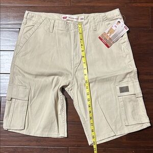 Levi's Boys Twill Cargo Shorts, Sizes 20. Stretch Material. Relaxable Fit.